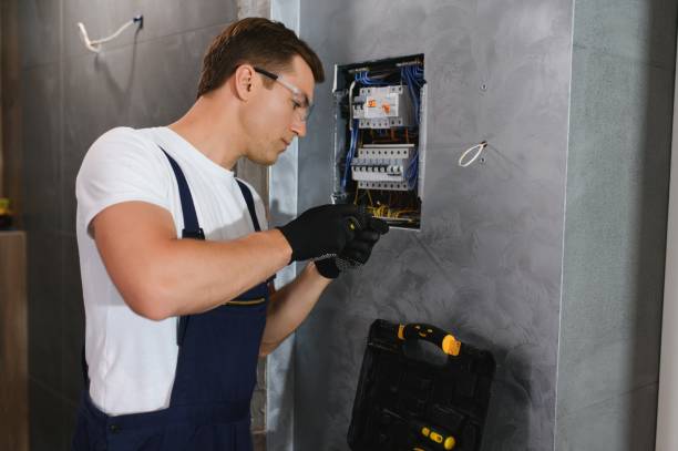 Professional Electrician in Skyline View, PA